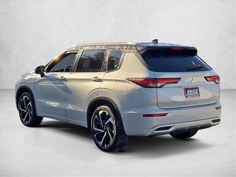 Used 2024 Mitsubishi Outlander SEL FWD image 8