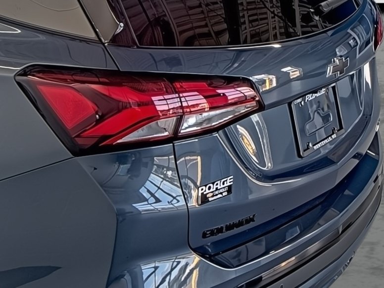 Certified 2024 Chevrolet Equinox RS FWD image 10