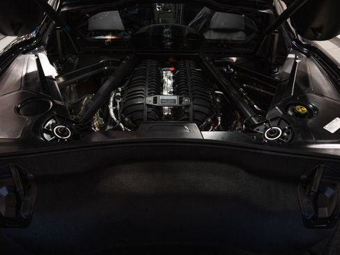 Used 2023 Chevrolet Corvette Z06 w/ Z07 Performance Package RWD image 28