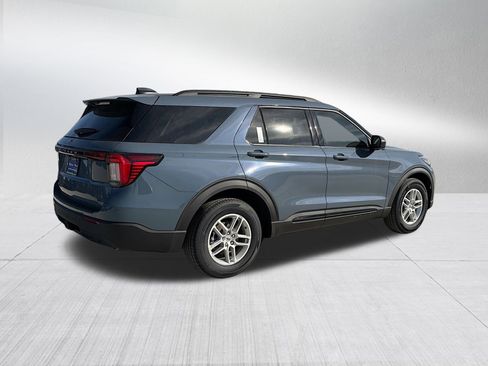 New 2026 Ford Explorer Active RWD image 11