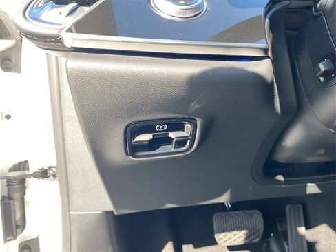 New 2025 Mercedes-Benz E 350 Sedan image 14