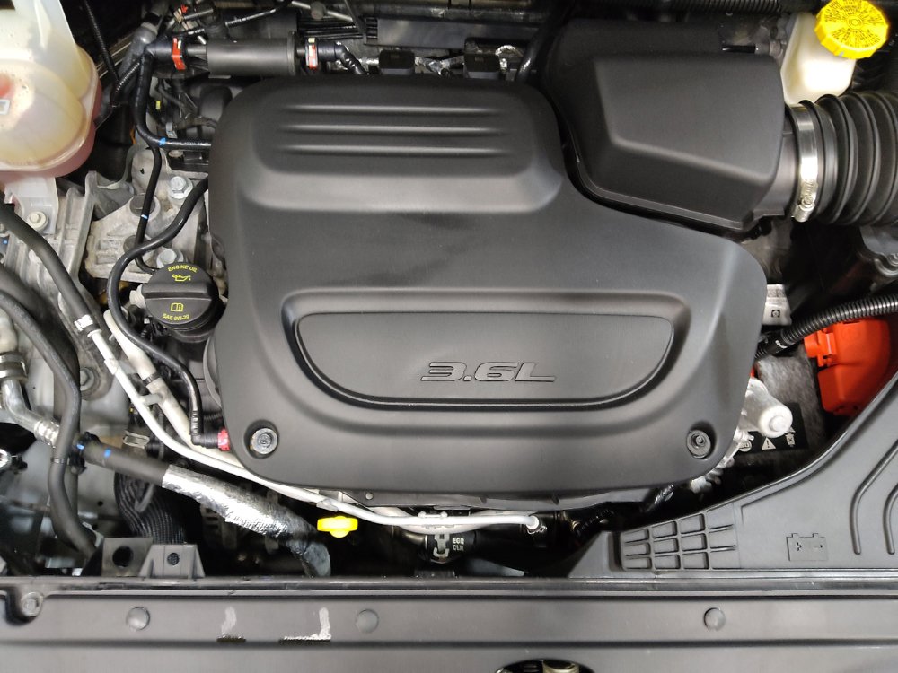 Used 2024 Chrysler Pacifica Touring-L FWD image 30