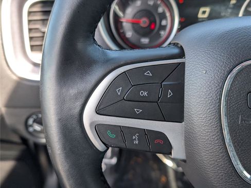 Used 2016 Dodge Charger SXT image 21