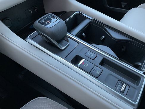 New 2026 Nissan Pathfinder SL image 45