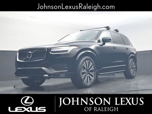 Used 2021 Volvo XC90 T6 Momentum w/ Advanced Package image 17