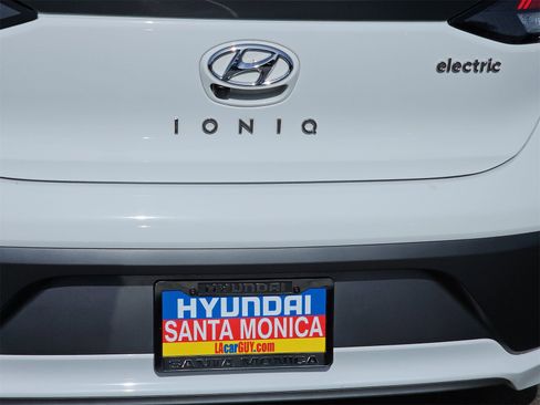 Used 2020 Hyundai Ioniq Limited image 41