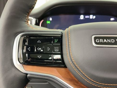 New 2024 Jeep Grand Wagoneer L Series III image 23