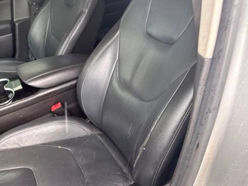 Used 2016 Ford Fusion Titanium FWD image 27