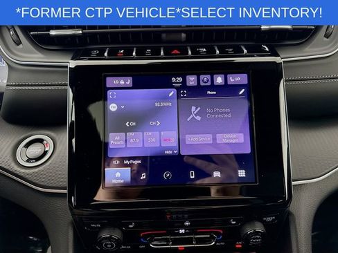 New 2025 Jeep Grand Cherokee L Altitude image 14