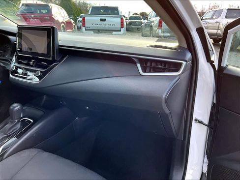 Used 2023 Toyota Corolla LE image 13