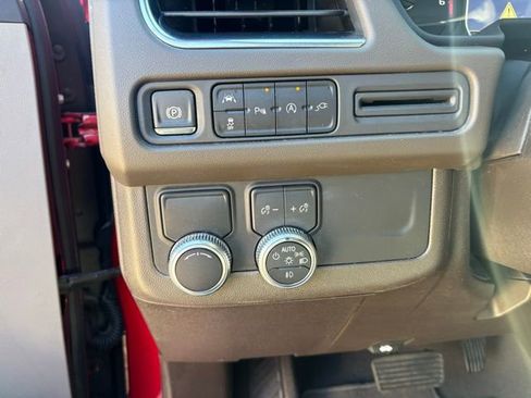 Used 2021 GMC Yukon SLT image 29