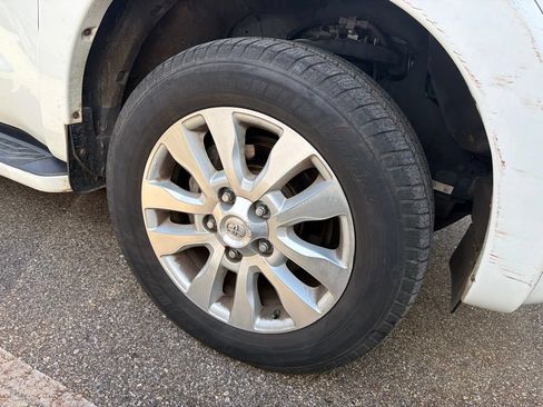 Used 2011 Toyota Sequoia Platinum RWD image 4