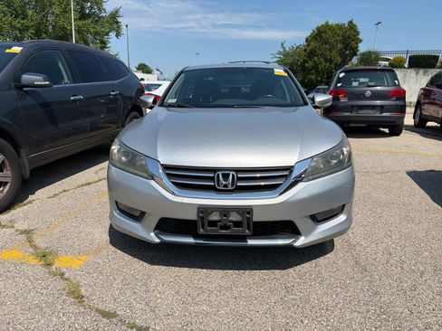 Used 2014 Honda Accord Sport image 4