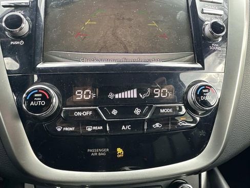 Used 2023 Nissan Murano SV image 23