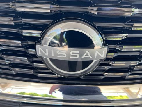Certified 2023 Nissan Rogue S AWD/4WD image 30