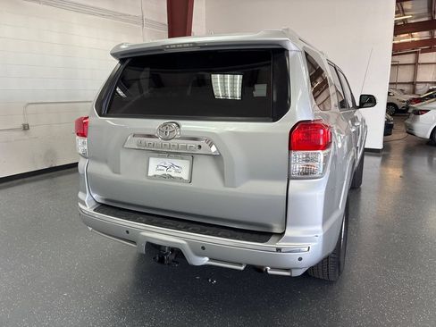 Used 2012 Toyota 4Runner SR5 w/ Convenience Pkg AWD/4WD image 4