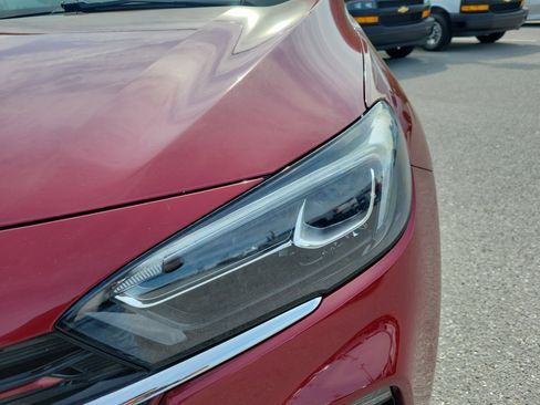 Used 2021 Buick Encore GX Essence w/ Advanced Technology Package image 9