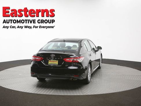 Used 2019 Toyota Camry LE image 40