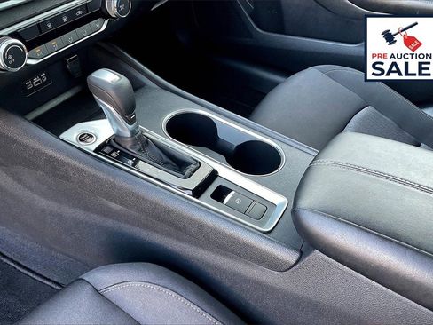 Used 2022 Nissan Altima 2.5 SV image 17