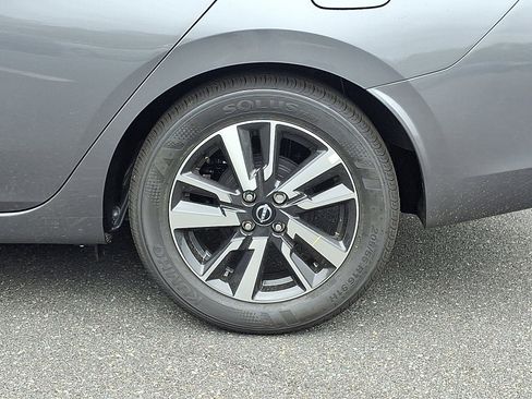 New 2025 Nissan Versa SV w/ Trunk Package image 5