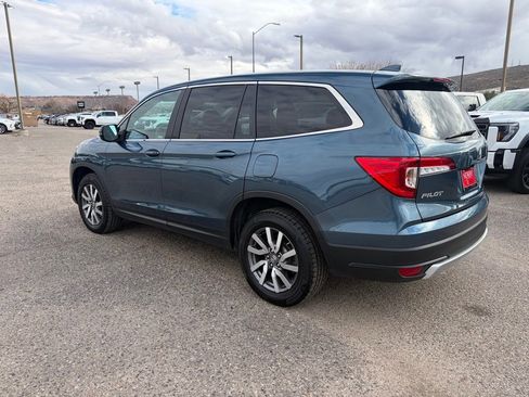 Used 2021 Honda Pilot EX image 4