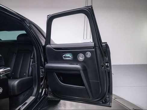Used 2025 Rolls-Royce Ghost AWD/4WD image 39