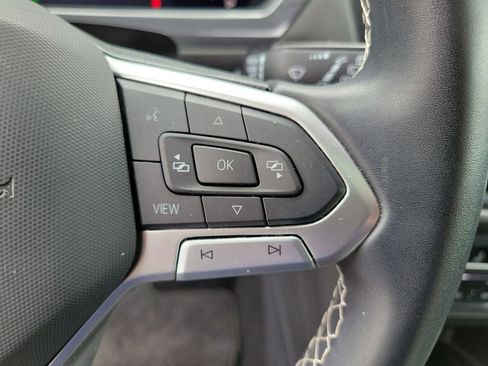 Used 2023 Volkswagen Tiguan SE R-Line FWD image 30