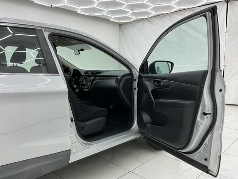 Used 2019 Nissan Rogue Sport S AWD/4WD image 17