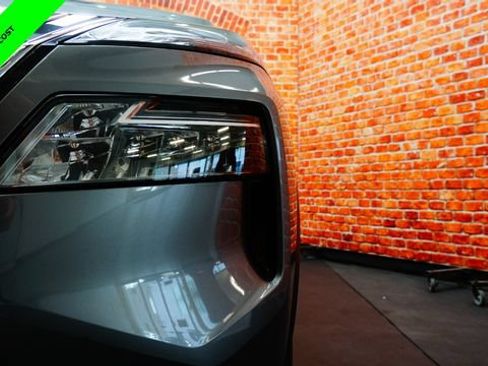 Certified 2023 Nissan Rogue SV AWD/4WD image 69