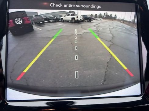 Used 2020 Jeep Cherokee Limited image 22