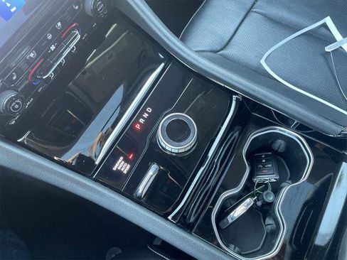 Certified 2022 Jeep Grand Cherokee L Limited w/ Luxury Tech Group II image 21