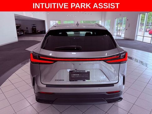 Used 2024 Lexus NX 250 FWD image 6