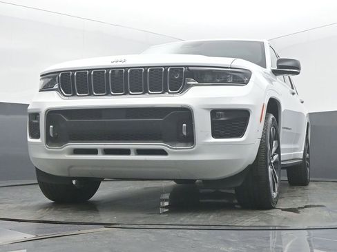 Used 2024 Jeep Grand Cherokee L Overland w/ Advanced Protech Group III AWD/4WD image 46