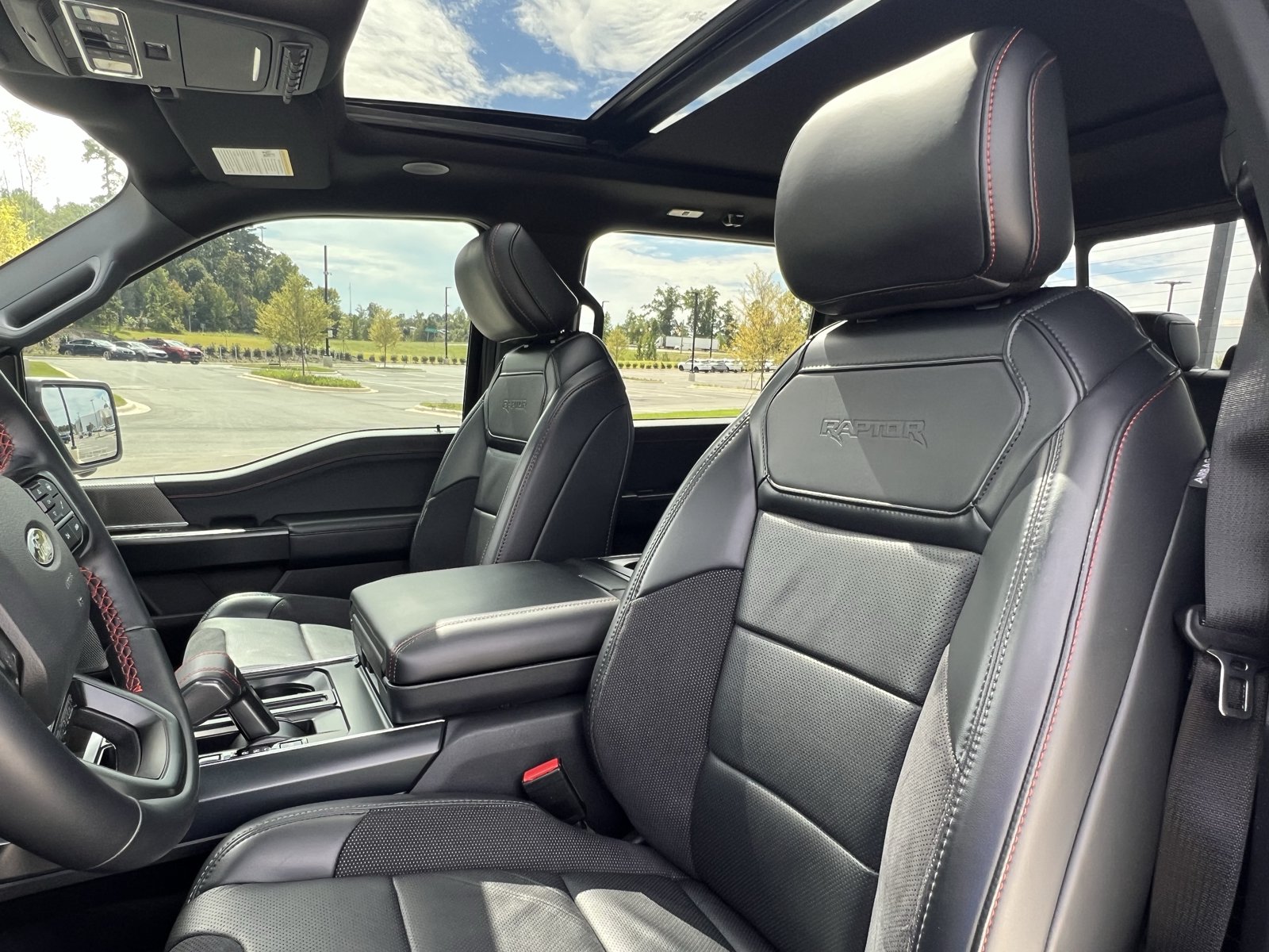 Used 2024 Ford F150 Raptor AWD/4WD image 15