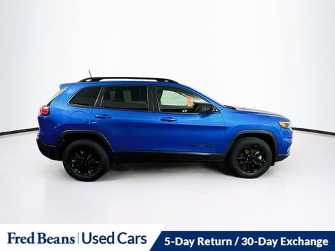 Used 2023 Jeep Cherokee Altitude Lux AWD/4WD image 10