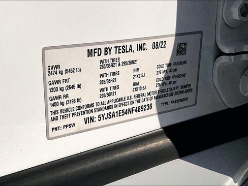 Used 2022 Tesla Model S image 33