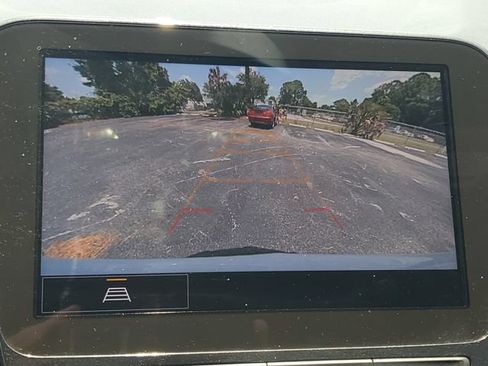 Certified 2022 Chevrolet Equinox Premier FWD image 25