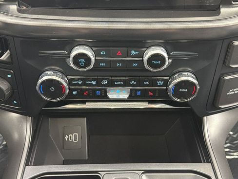 Used 2025 Ford F150 Lariat image 23