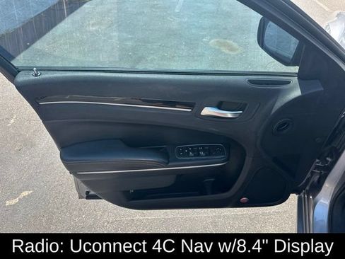 Used 2018 Chrysler 300 S w/ 300S Premium Group RWD image 18
