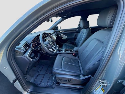 Used 2024 Audi Q3 2.0T Premium image 18