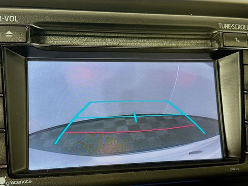 Used 2014 Toyota RAV4 Limited image 14