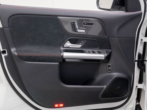 Used 2025 Mercedes-Benz GLA 250 image 14