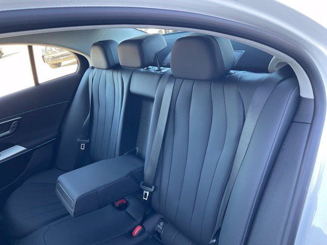 Used 2025 Mercedes-Benz E 350 4MATIC Sedan image 20