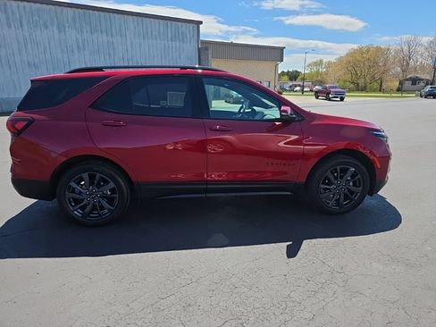 Used 2024 Chevrolet Equinox RS AWD/4WD image 2