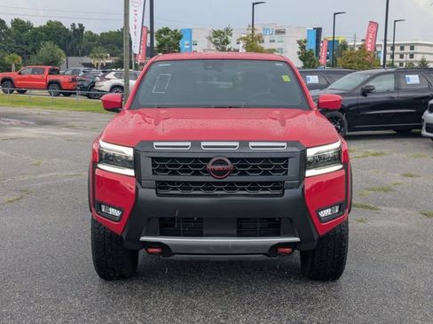 Used 2025 Nissan Frontier PRO-4X AWD/4WD image 8