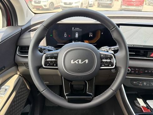 New 2026 Kia Carnival EX FWD image 10