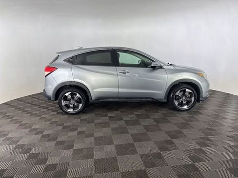 Used 2018 Honda HR-V EX image 5