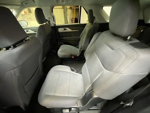 Used 2026 Ford Explorer Active RWD image 24