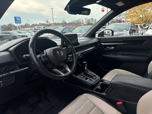 Used 2023 Honda CR-V Sport Touring image 15