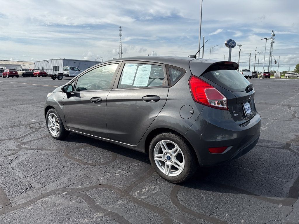 Used 2019 Ford Fiesta SE FWD image 2